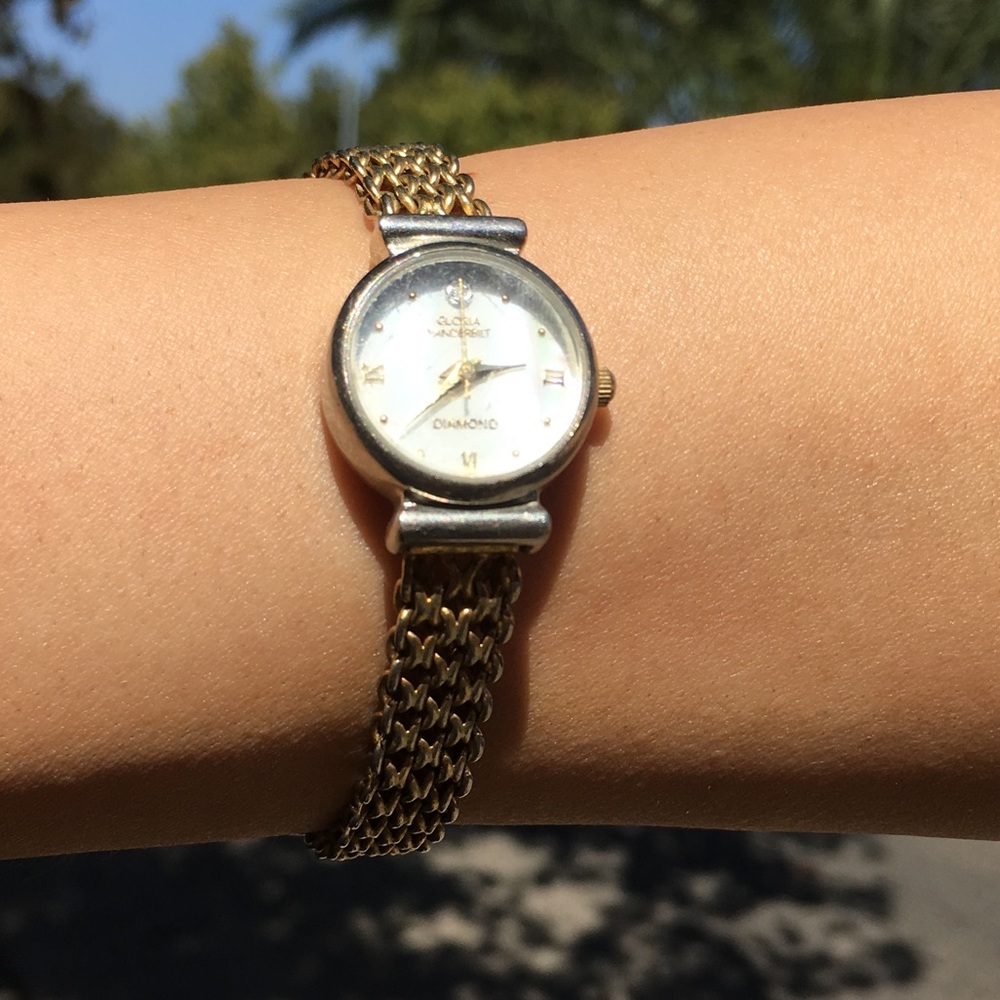 Gloria Vanderbilt Gold Watch